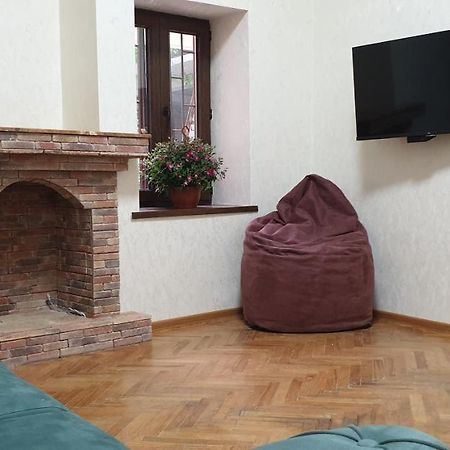 Lalis Apartment Τυφλίδα Εξωτερικό φωτογραφία